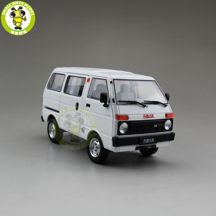 1/18 Toyota DAIHATSU China Tianjin Huali TJ110 Diecast Car Van Model Toy Gift Collection White