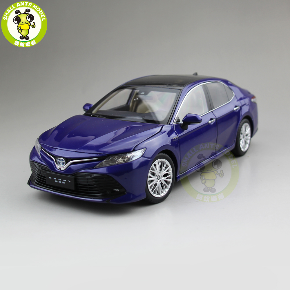 1/18 Toyota Camry 2018 8th generation hybrid Diecast Car Model