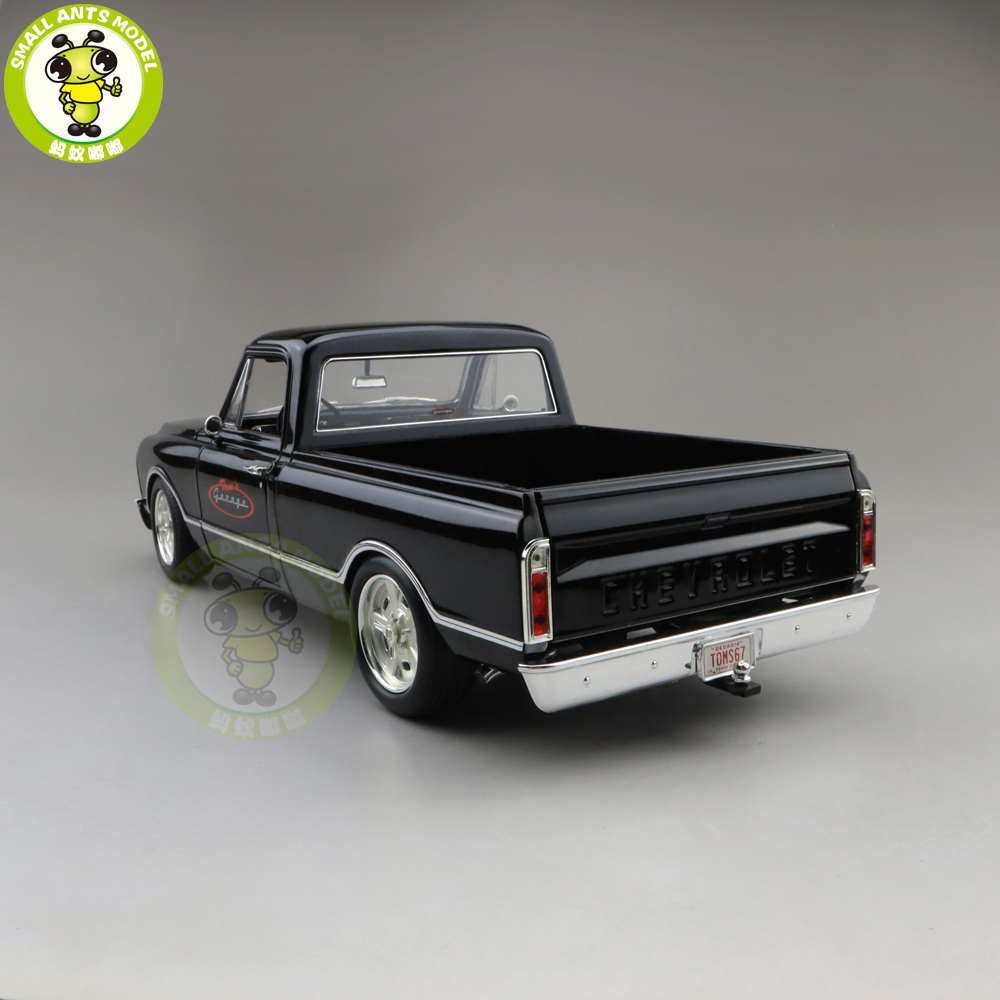 acme/'70 Chevyシボレー C10 Customカスタム 1/18 acme/'70 Chevyシボレー C10 Customカスタム 1/18 - メルカリ