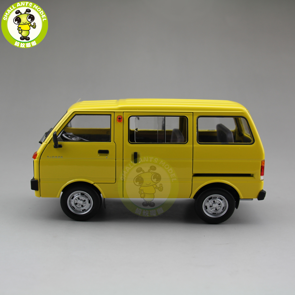 1/18 ダイハツ 天津 DAIHATSU TJ110 Classics 黄色 1/18 Toyota DAIHATSU China Tianjin Huali TJ110 Diecast Car Van