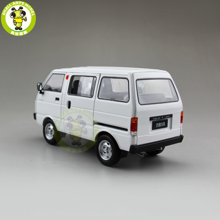 1/18 Toyota DAIHATSU China Tianjin Huali TJ110 Diecast Car Van Model Toy Gift Collection White