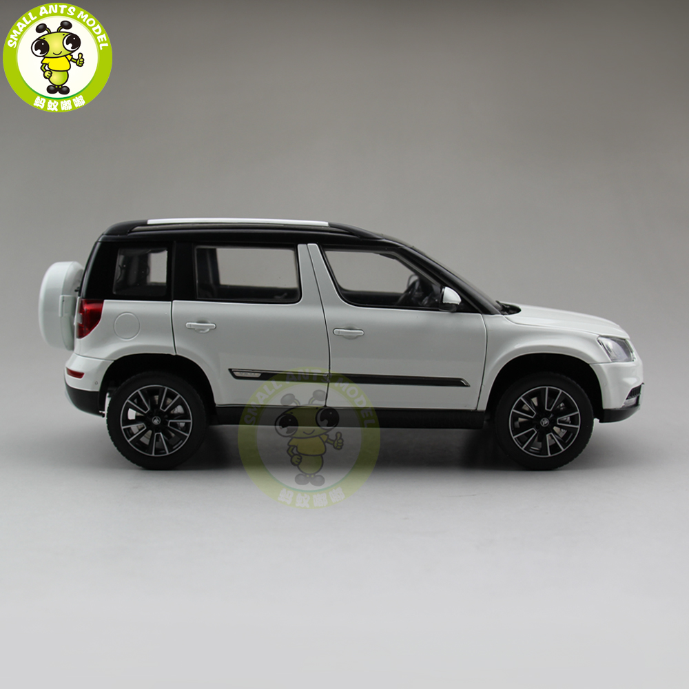 1/18 VW Skoda Yeti SUV Diecast Metal SUV CAR MODEL gift hobby