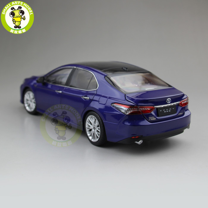 1/18 Toyota Camry 2018 8th generation hybrid Diecast Car Model Toys for kids Children Birthday Gift Collection Blue