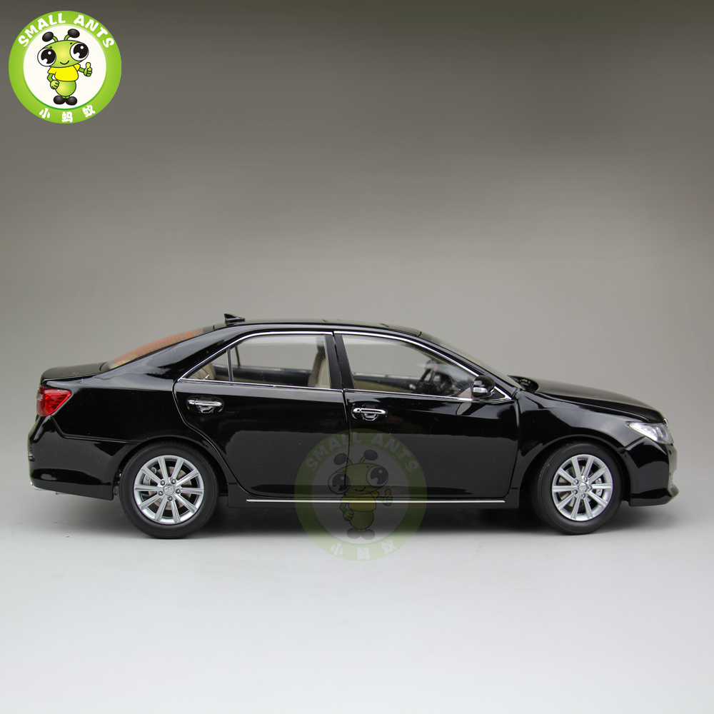 1:18 Toyota Camry 2012 Diecast Car Model Black - Shop cheap and