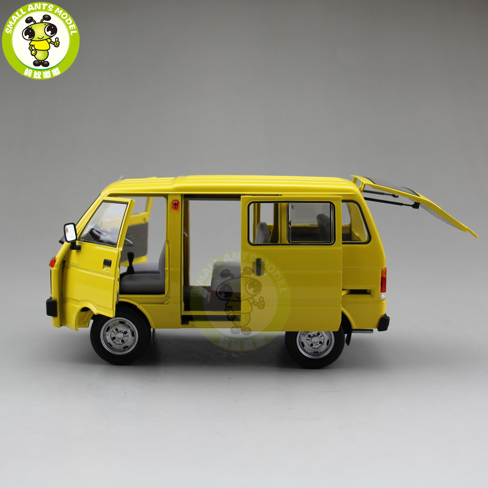 1/18 Toyota DAIHATSU China Tianjin Huali TJ110 Diecast Car