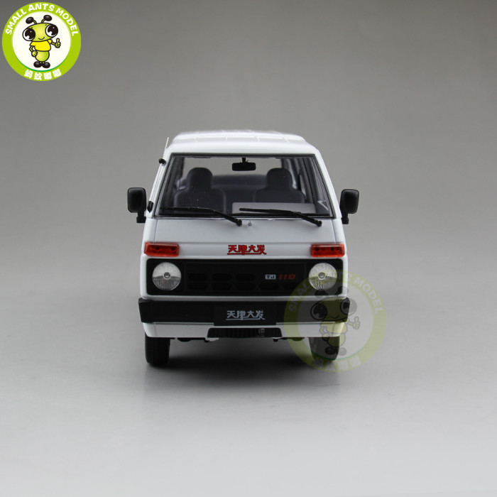 1/18 Toyota DAIHATSU China Tianjin Huali TJ110 Diecast Car Van Model Toy Gift Collection White