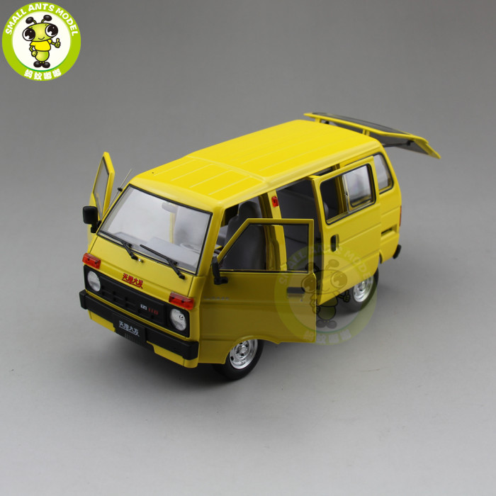 1/18 Toyota DAIHATSU China Tianjin Huali TJ110 Diecast Car Van Model Toy Gift Collection Yellow
