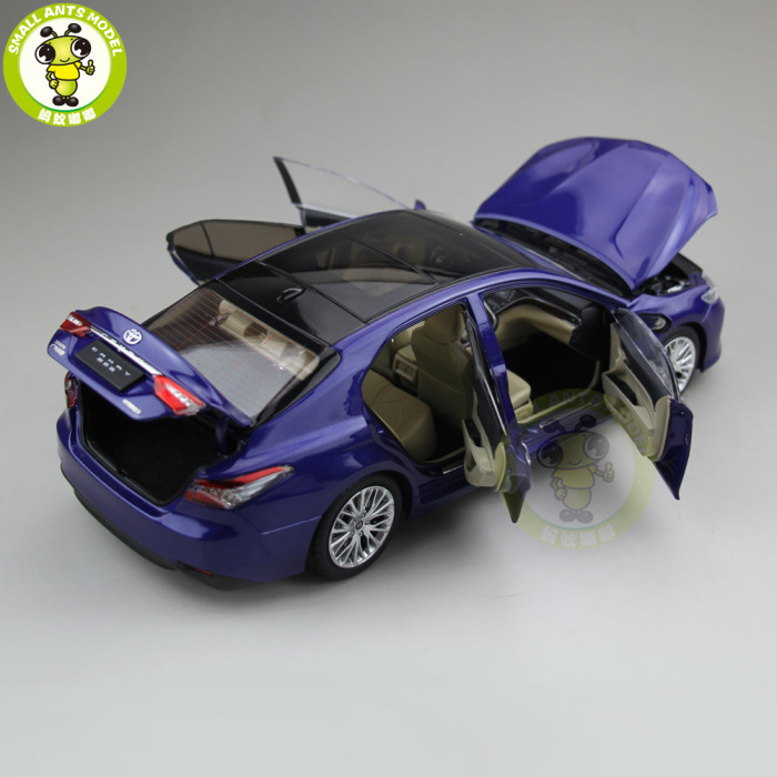 1/18 Toyota Camry 2018 8th generation hybrid Diecast Car Model Toys for kids Children Birthday Gift Collection Blue