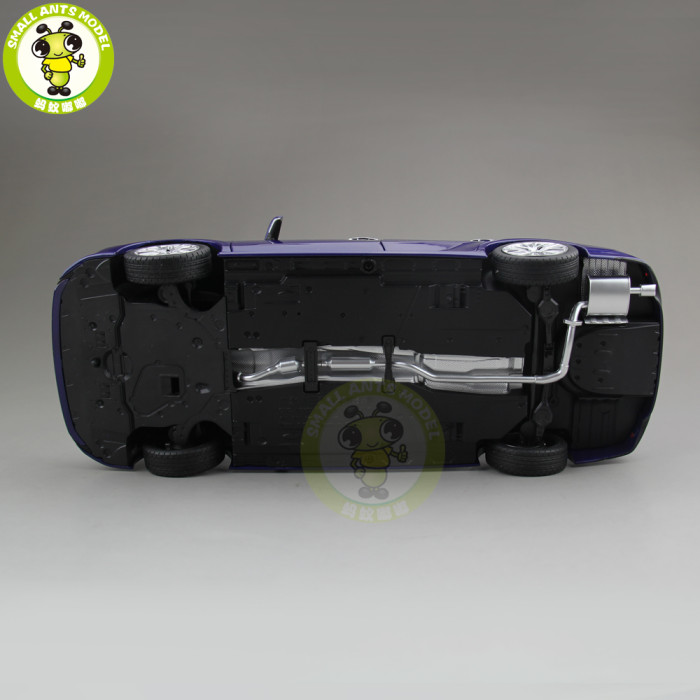 1/18 Toyota Camry 2018 8th generation hybrid Diecast Car Model Toys for kids Children Birthday Gift Collection Blue