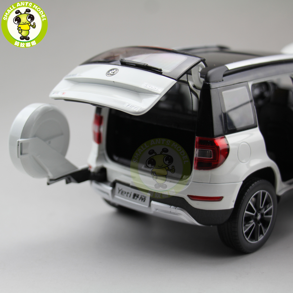 1/18 VW Skoda Yeti SUV Diecast Metal SUV CAR MODEL gift hobby