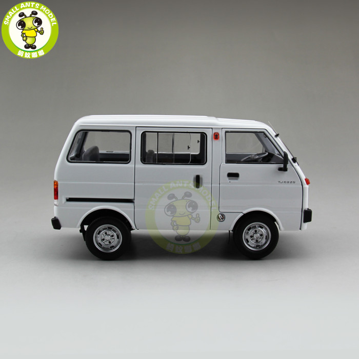 1/18 Toyota DAIHATSU China Tianjin Huali TJ110 Diecast Car Van Model Toy Gift Collection White