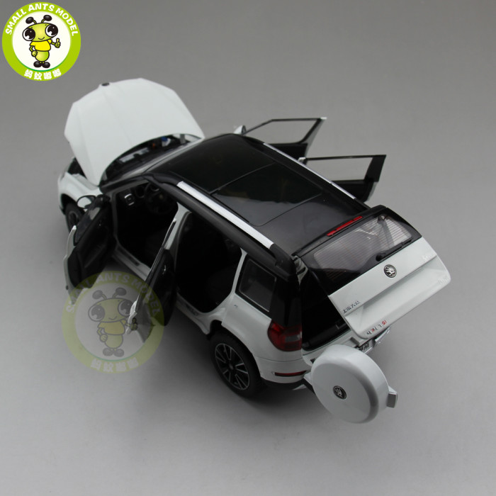 1/18 VW Skoda Yeti SUV Diecast Metal SUV CAR MODEL gift hobby collection White