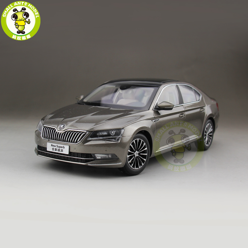 1/18 VW Skoda SUPERB Diecast Metal CAR MODEL Toy Girl Boy Birthday
