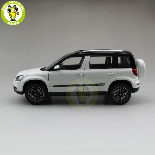 1/18 VW Skoda Yeti SUV Diecast Metal SUV CAR MODEL gift hobby collection White