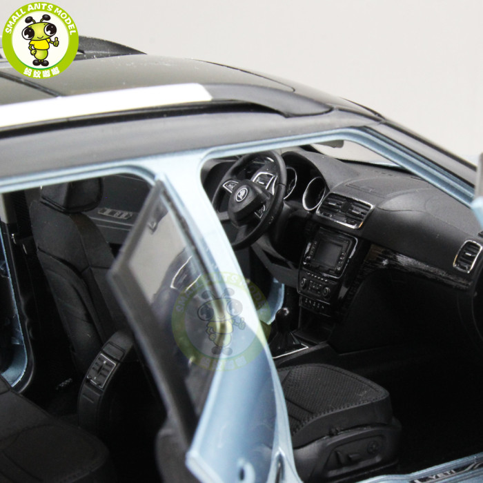 1/18 VW Skoda Yeti SUV Diecast Metal SUV CAR MODEL gift hobby collection Blue