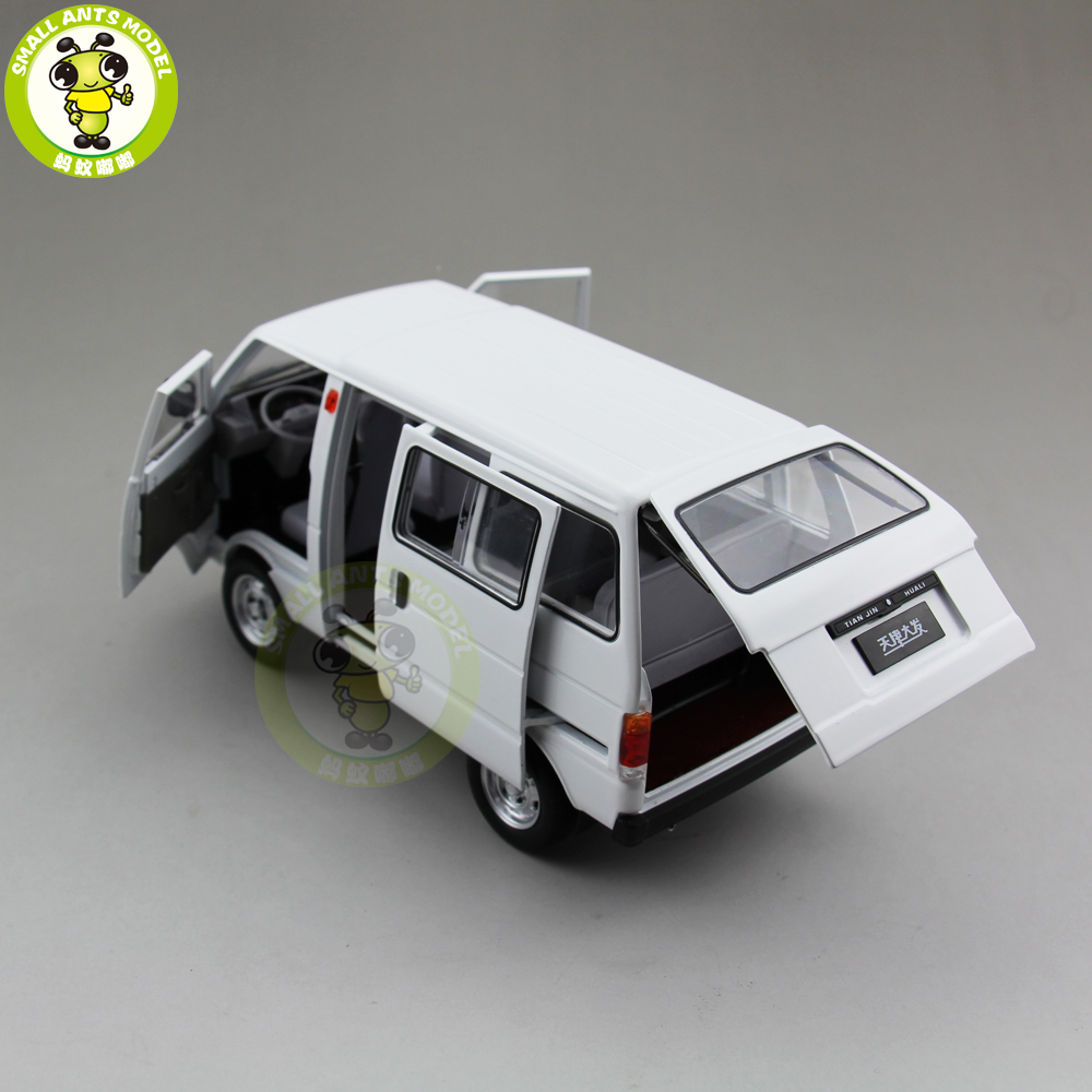 1/18 Toyota DAIHATSU China Tianjin Huali TJ110 Diecast Car Van