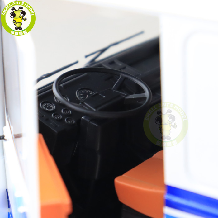 1/18 ROAD KINGS KK Volvo F1220 Tractor Truck 1977 Diecast Car Truck Model Toys for kids Gift White and Blue