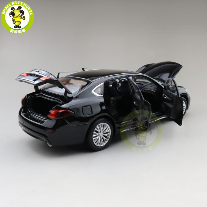 1/18 Infiniti Q70L Q70 Diecast Model Car Toys Boys Girls Gifts Black