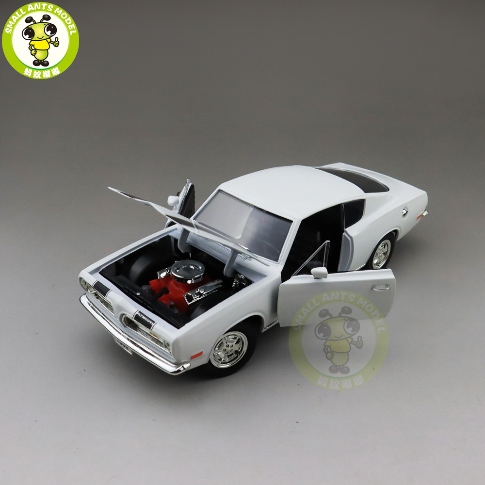 1/18 1969 PLYMOUTH BARRACUDA Road Signature Diecast Model Car Toys