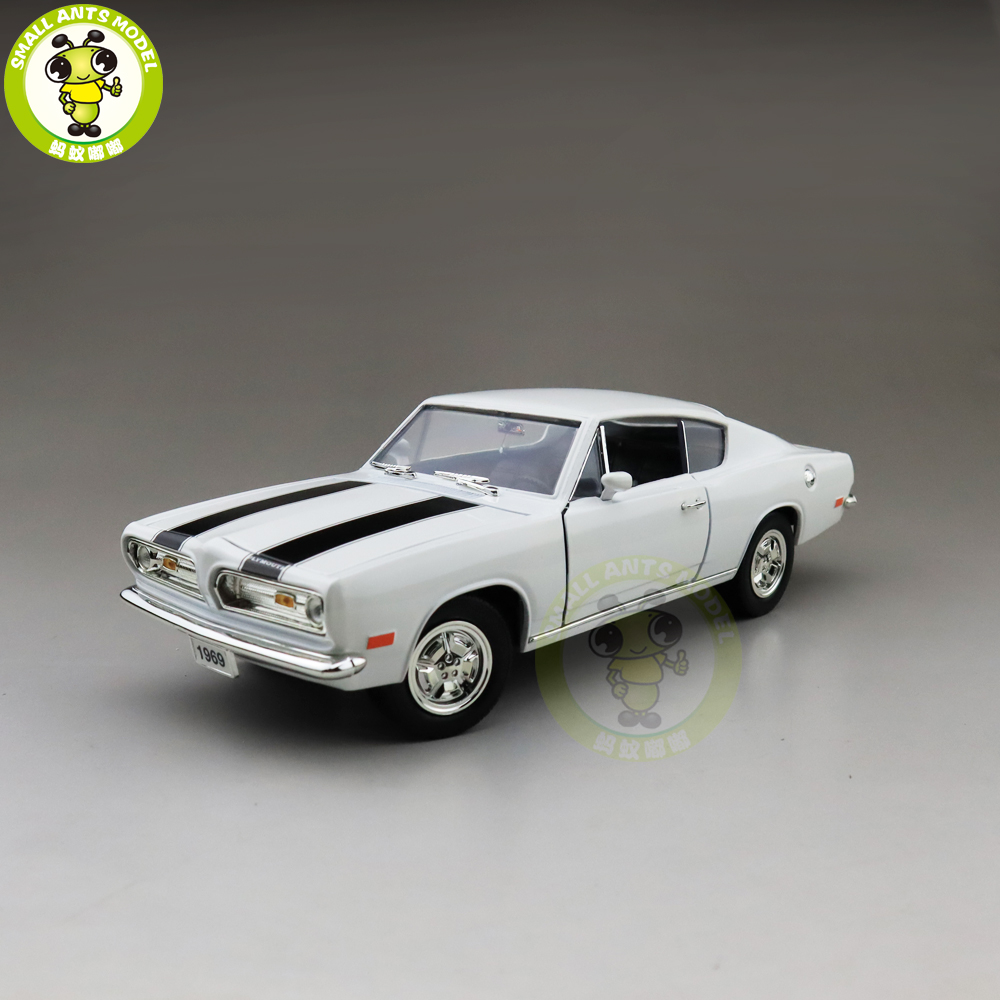 1/18 ロードシグネチャー 1969 プリムス バラクーダ 1/18 1969 PLYMOUTH BARRACUDA Road Signature Diecast Model Car Toys