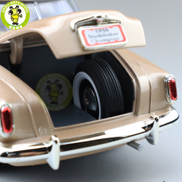 1/18 1950 STUDEBAKER CHAMPION Road Signature Diecast Model Car Toys Boys Girls Gift