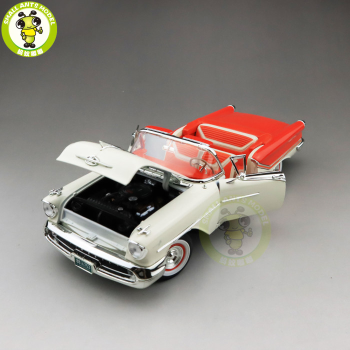1/18 1957 OLDS MOBILE Super 88 Road Signature Diecast Model Car Toys Boys Girls Gift