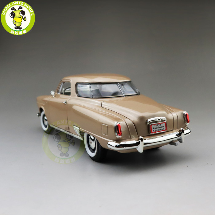 1/18 1950 STUDEBAKER CHAMPION Road Signature Diecast Model Car Toys Boys Girls Gift