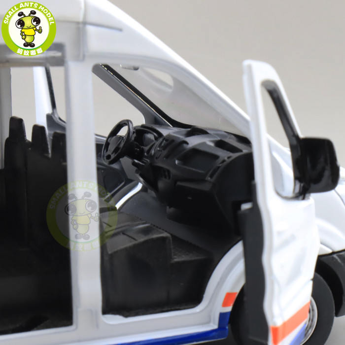 1/35 Ford Transit Van Cargo MPV Diecast Model Car Toys Kids Boys Girls Gifts