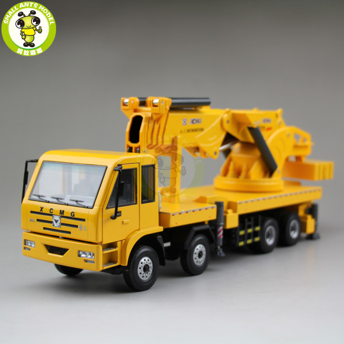 1/35 XCMG Articulated Truck Crane Construction Machinery Diecast Model Car Truck