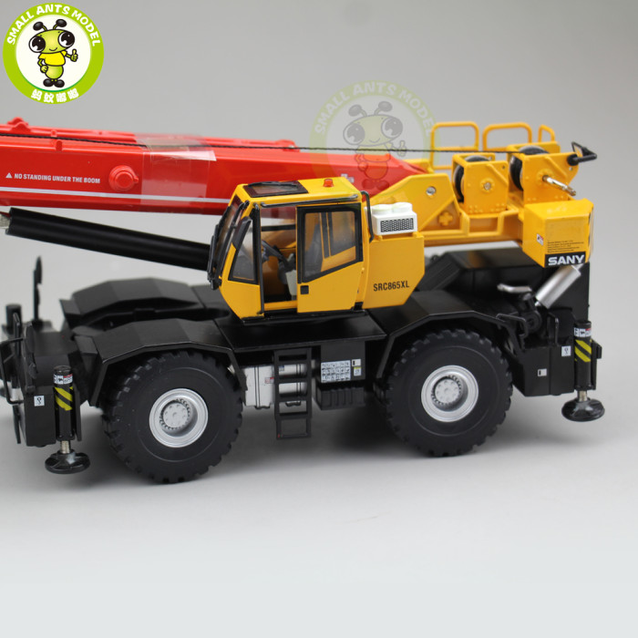 1/50 SANY ROUGH-TERRIAN Off-road Suspens CRANE SRC865XL Diecast Metal Model Gift Hobby Collection