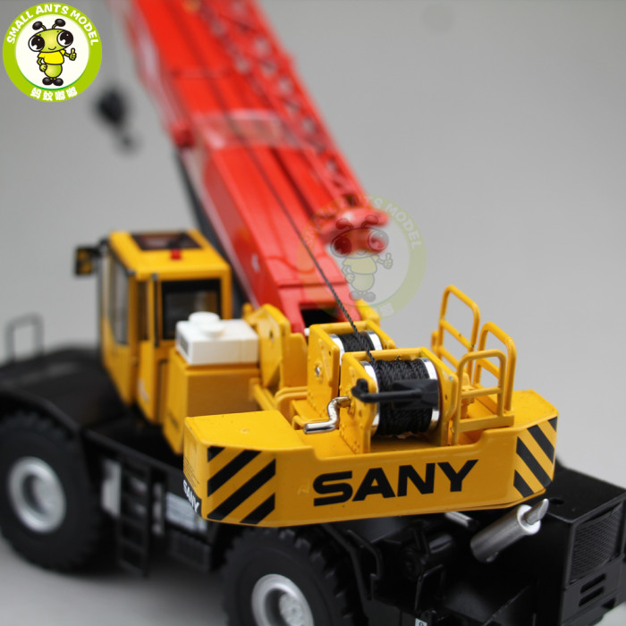 1/50 SANY ROUGH-TERRIAN Off-road Suspens CRANE SRC865XL Diecast Metal Model Gift Hobby Collection
