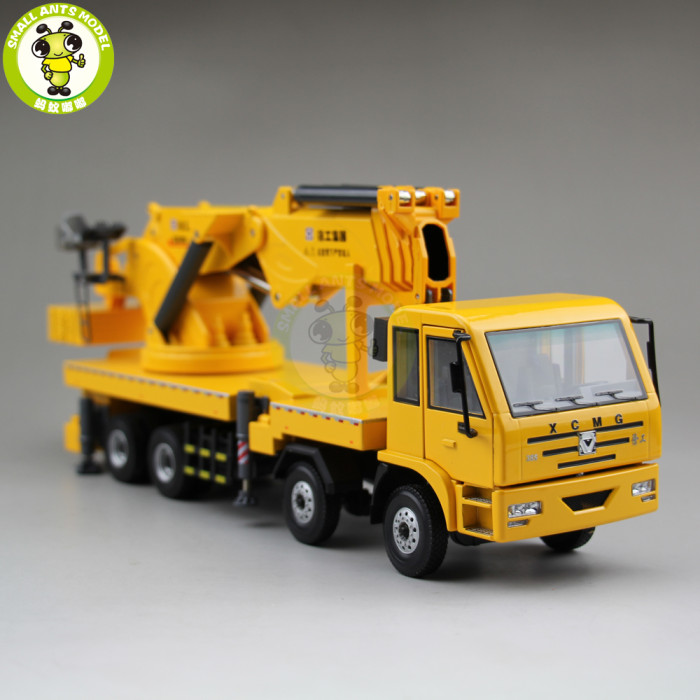 1/35 XCMG Articulated Truck Crane Construction Machinery Diecast Model Car Truck