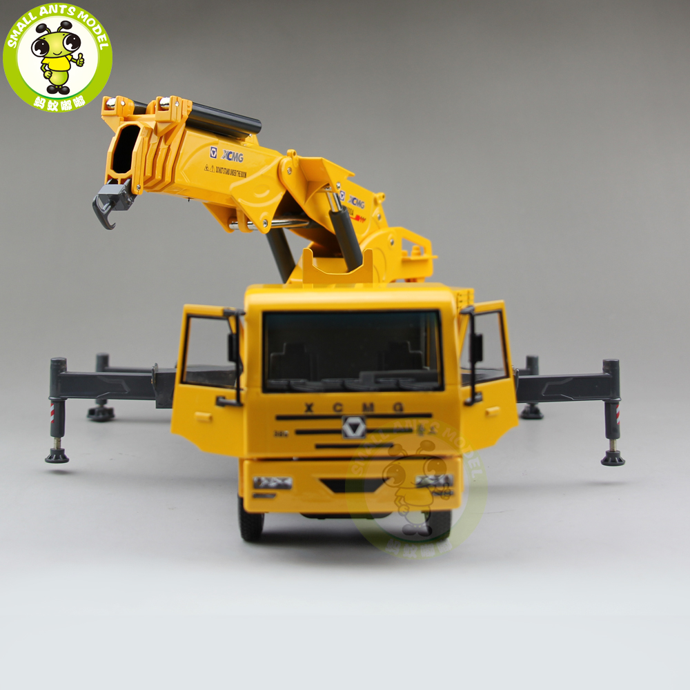 1/35 XCMG Articulated Truck Crane Construction Machinery Diecast