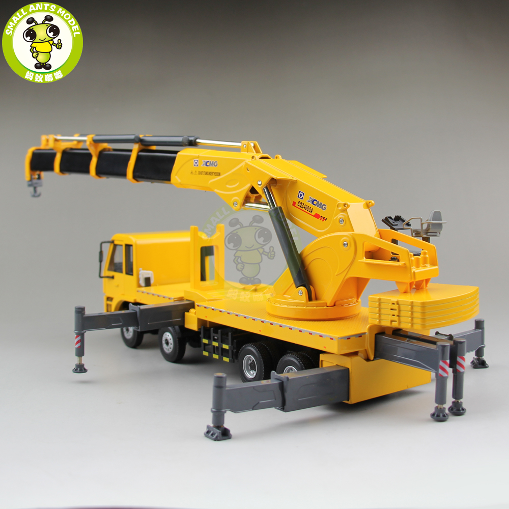 1/35 XCMG Articulated Truck Crane Construction Machinery Diecast