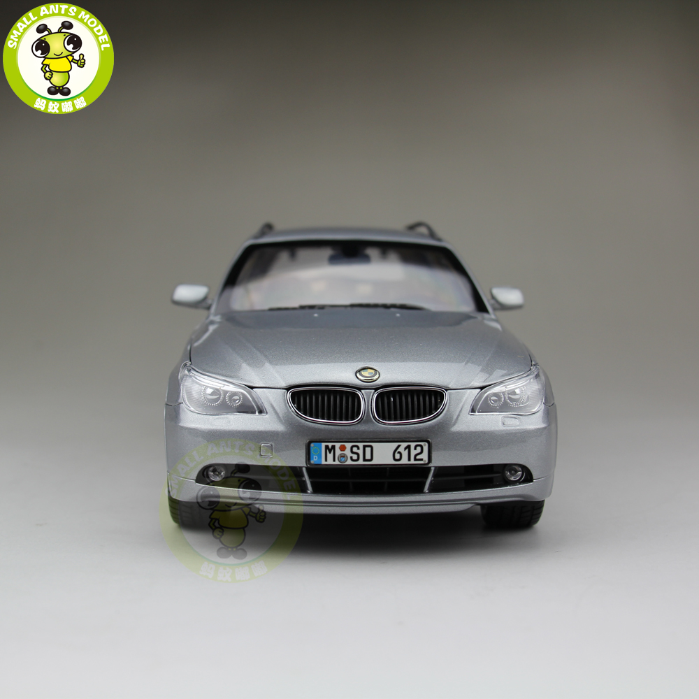1/18 Kyosho BMW 5er E61 Wagon Hatchback Diecast Model Car Toys