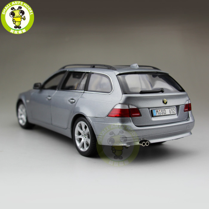 1/18 Kyosho BMW 5er E61 Wagon Hatchback Diecast Model Car Toys Kids Gifts