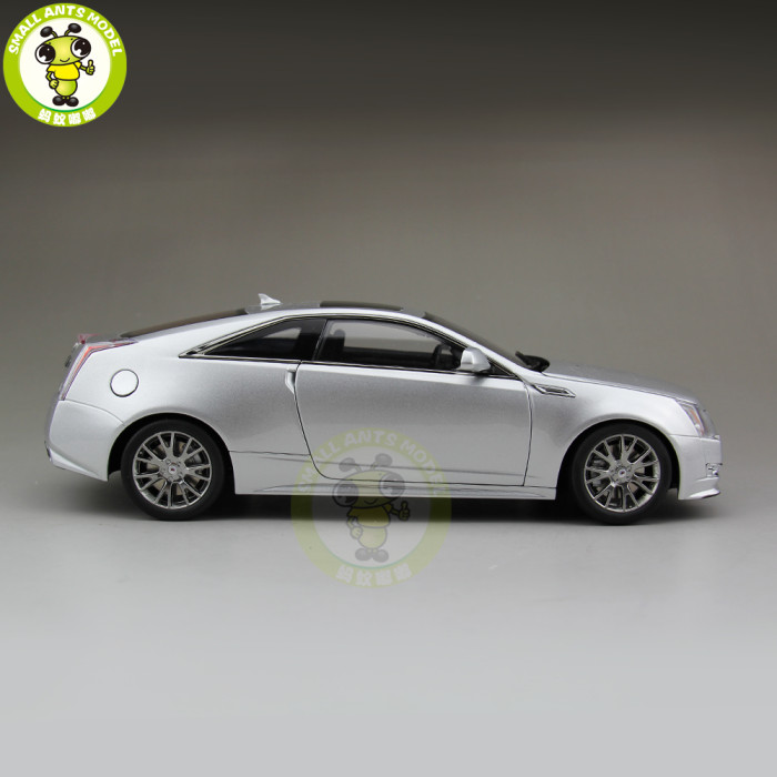 1/18 Kyosho Cadillac CTS Coupe Diecast Model Car Toys Kids Gifts