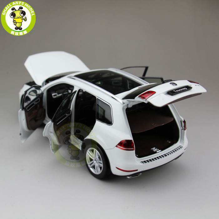 1/18 Welly 11005W VW Volkswagen Touareg Diecast Model Car Suv Toys for Kids Gift Collection