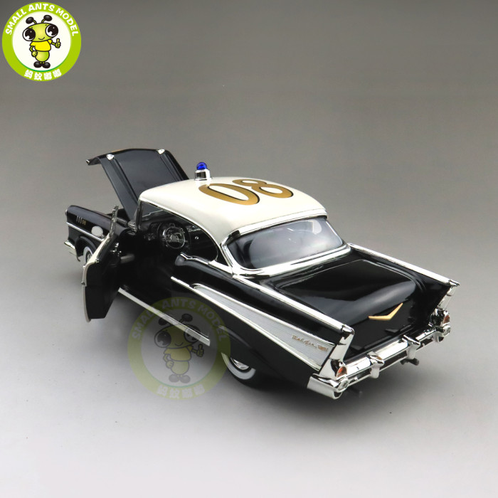 ミニカー BUBY art.1003 CHEVROLET BEL AIR POLICI 2022 AUTO WORLD 1:18 *BARBIE* PINK 1957 Chevy Bel Air Convertible
