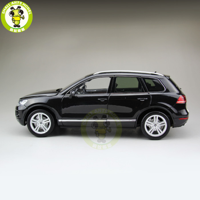 1/18 Welly 11005W VW Volkswagen Touareg Diecast Model Car Suv Toys for Kids Gift Collection