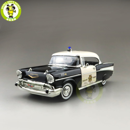 1/18 1957 Chevrolet BEL AIR Police Version Road Signature Diecast