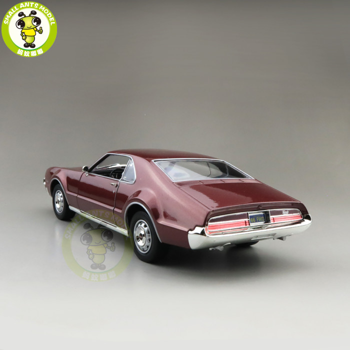 1/18 1966 OLDS MOBILE TORONADO Road Signature Diecast Model Car Toys