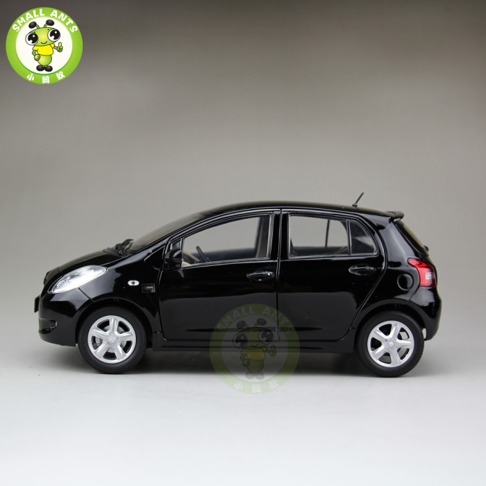 1/18 Toyota Yaris 2008 Diecast Model Car Toys Kids Gifts