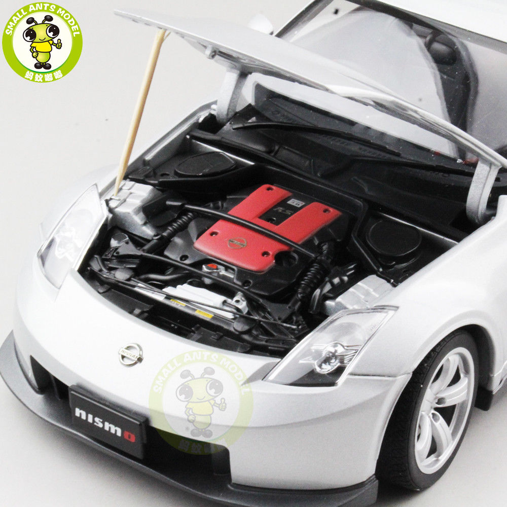 1/18 Autoart 77401 NISSAN Fairlady Z Version Nismo Type 380RS