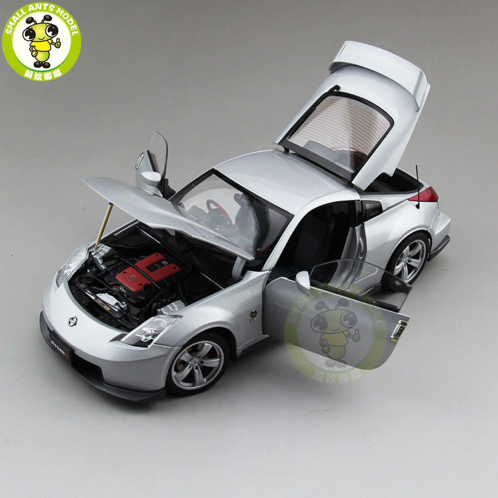 1/18 Autoart 77401 NISSAN Fairlady Z Version Nismo Type 380RS