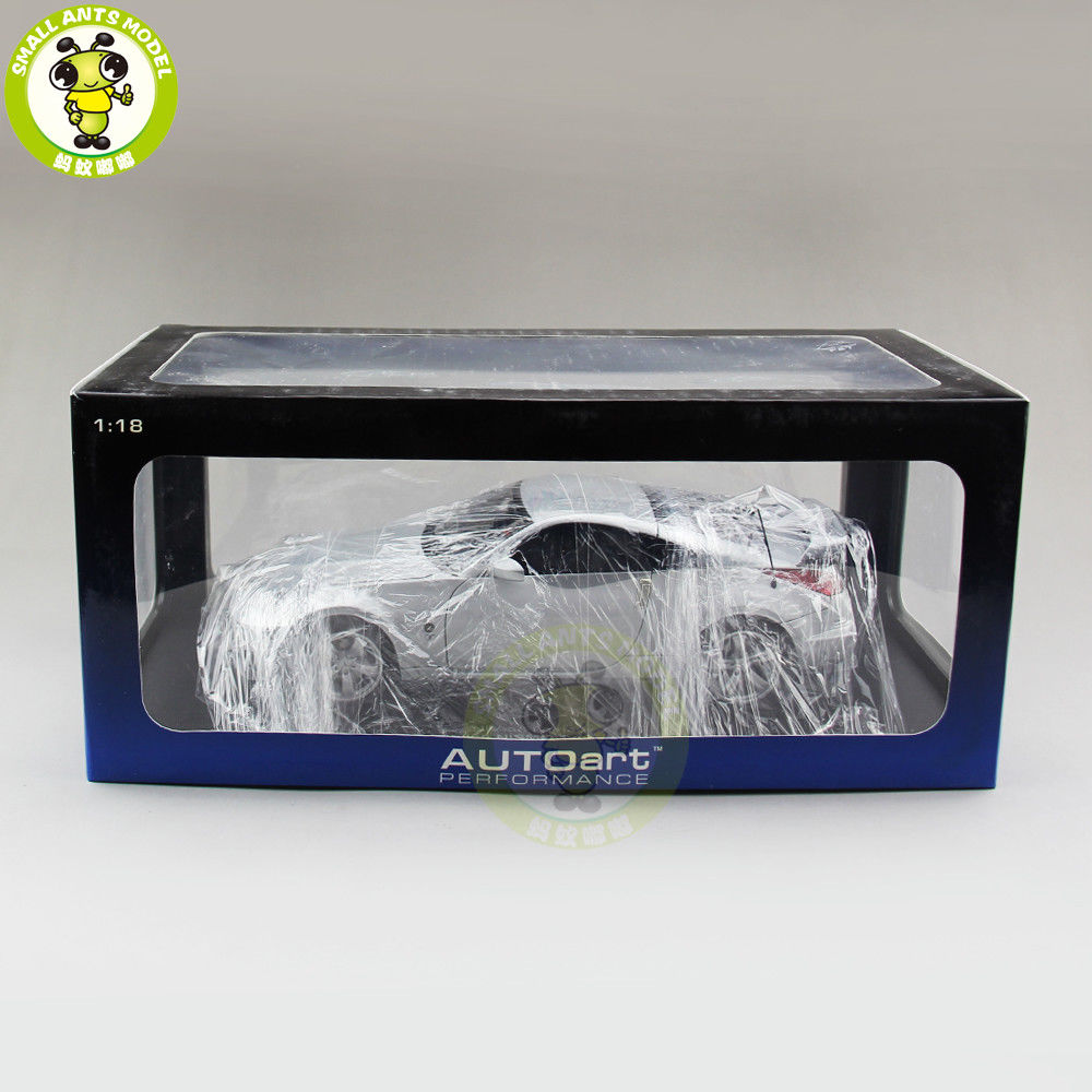 1/18 Autoart 77401 NISSAN Fairlady Z Version Nismo Type 380RS