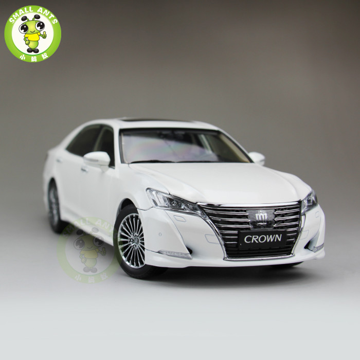 1/18 Toyota Crown Diecast Model Car Toys Boys Girls Gifts