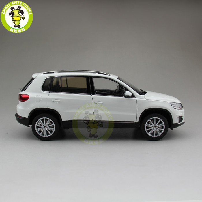 1/18 VW Volkswagen Tiguan Suv Diecast Model Car SUV Toys Kids Gifts