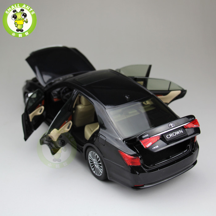 1/18 Toyota Crown Diecast Model Car Toys Boys Girls Gifts