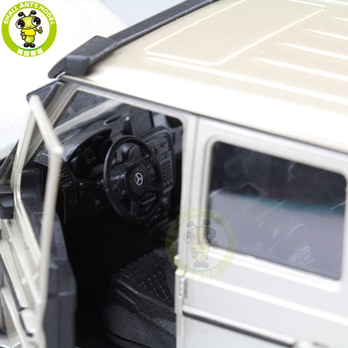 1/24 Mercedes Benz G 63 G63 AMG 6×6 SUV Pickup Welly 24061 diecast model Car 
